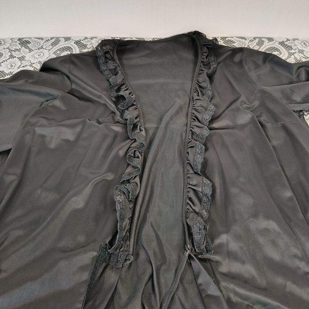 Vintage Lace Lined Housecoat - Picture 7 of 14